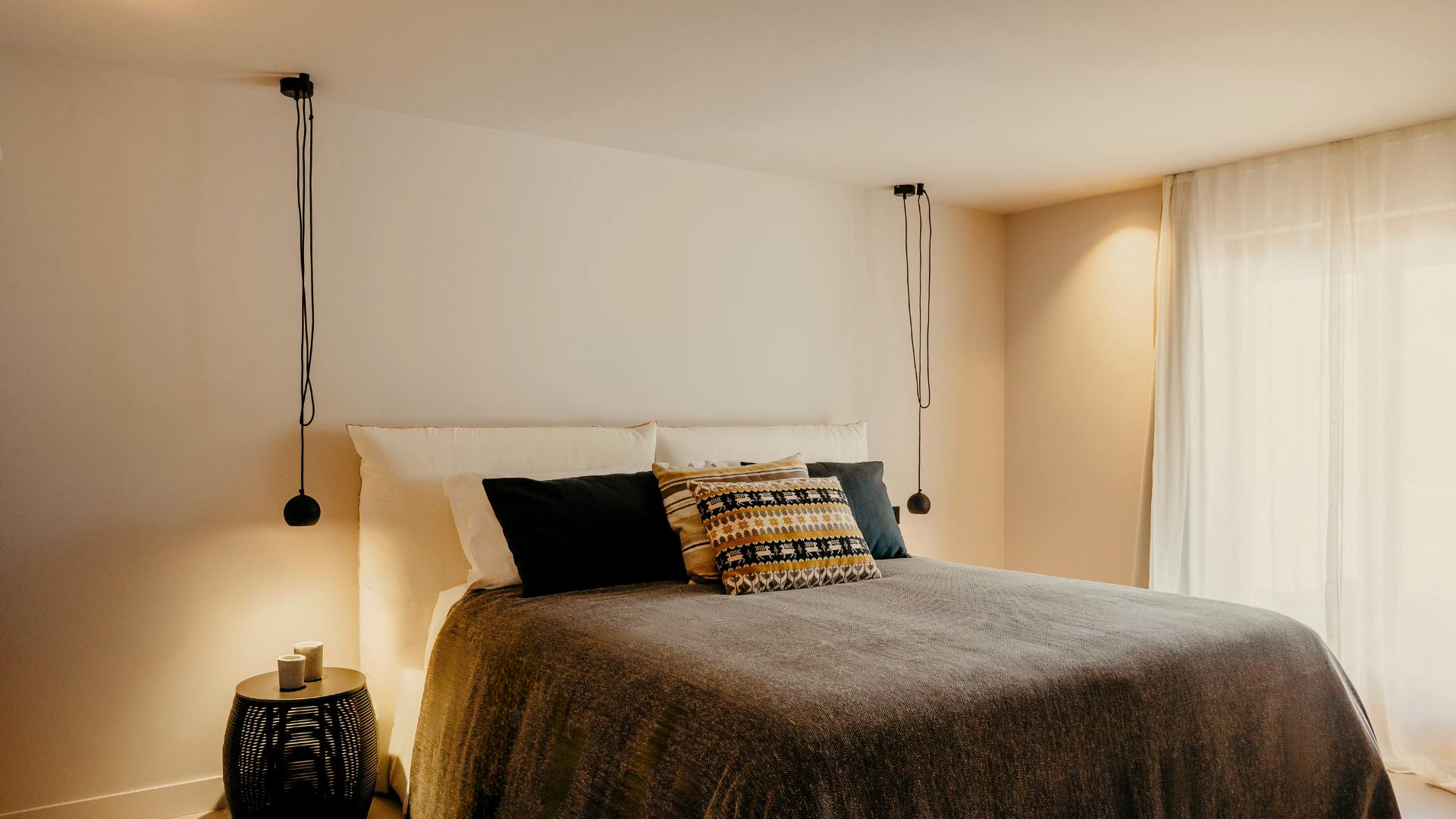 Seaview Suite – Main Building Bedroom