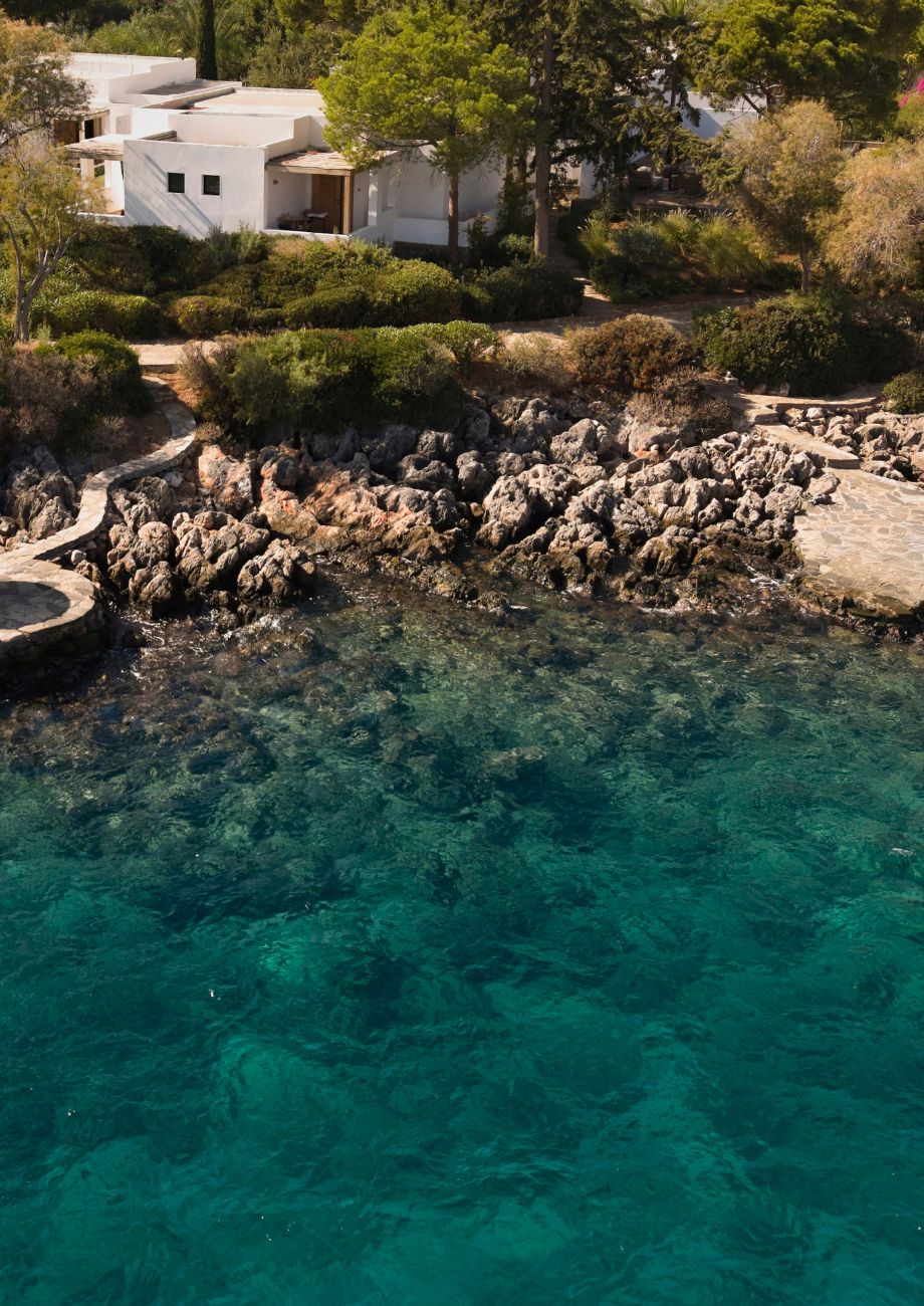 Superior Seafront Bungalow
